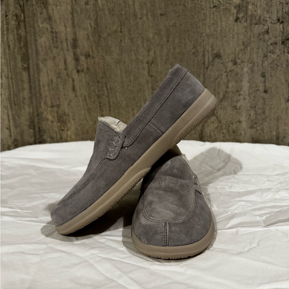 Vionic Women’s Uptown Loafer Slipper